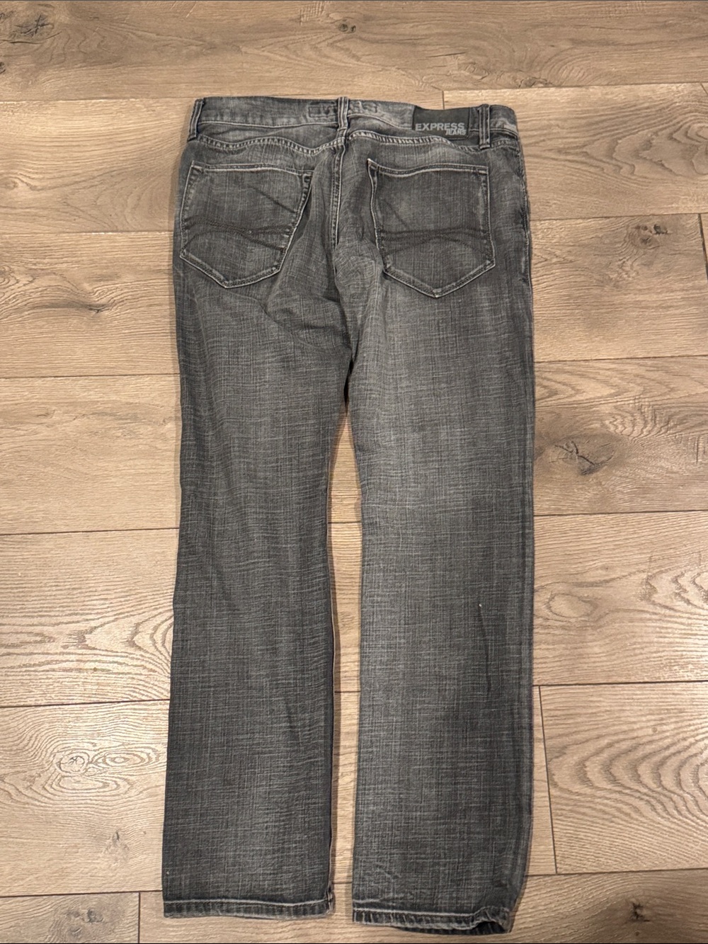 Express Women's Gray Straight-Leg Jeans - Picture 4 of 4
